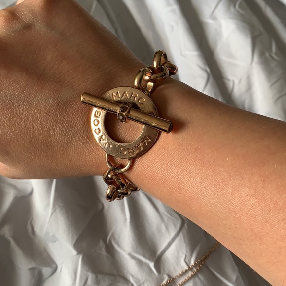 Marc Jacobs Rose Gold Toggle Bracelet - Picture 5 of 6